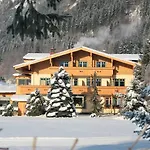Gaestehaus Trixl * Τσελ αμ Ζέε